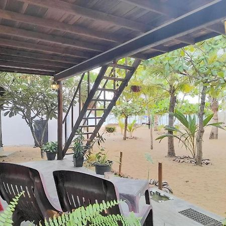 Golden Beach Chalets Arugam Bay Kültér fotó