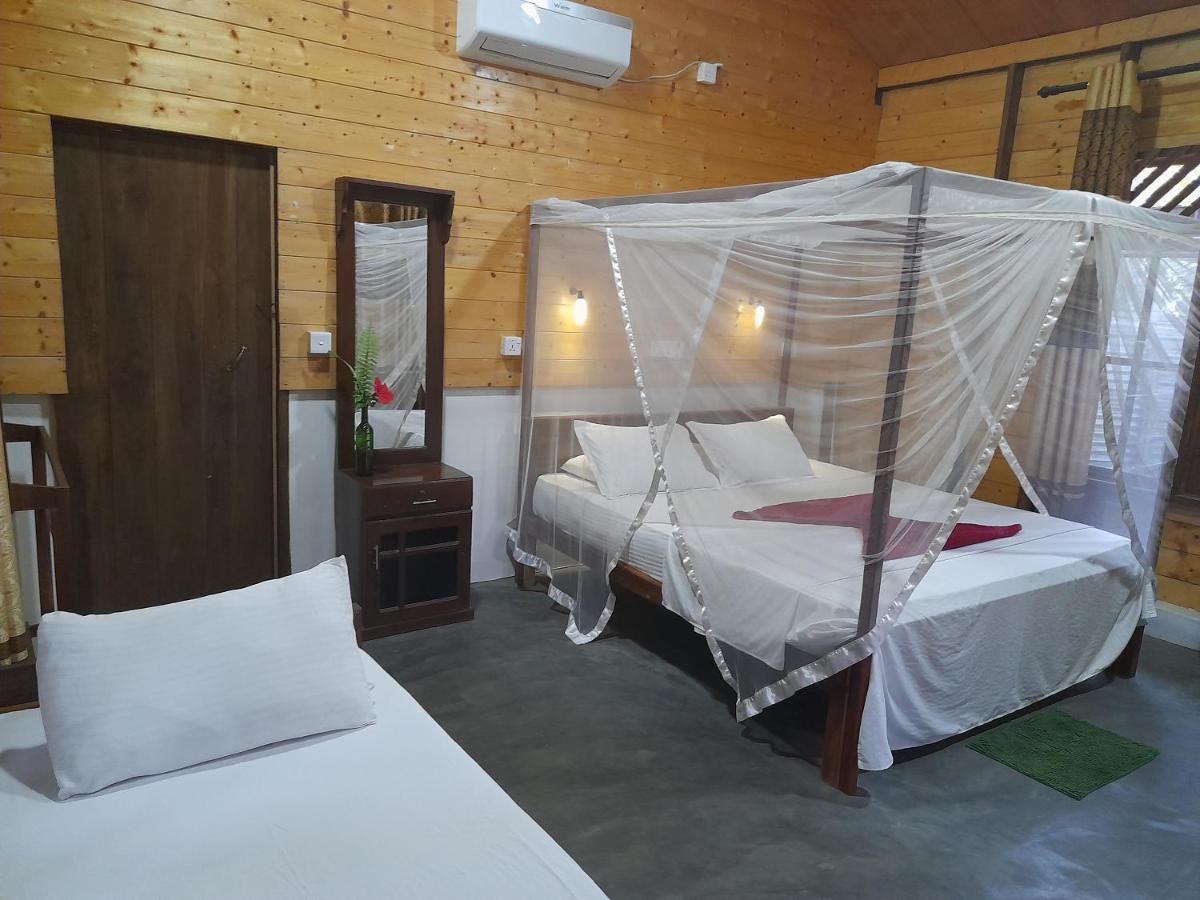 Golden Beach Chalets Arugam Bay Kültér fotó
