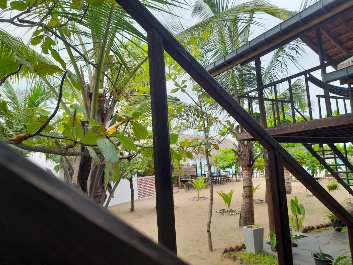 Golden Beach Chalets Arugam Bay Kültér fotó