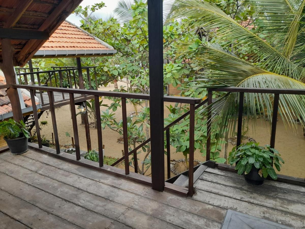 Golden Beach Chalets Arugam Bay Kültér fotó