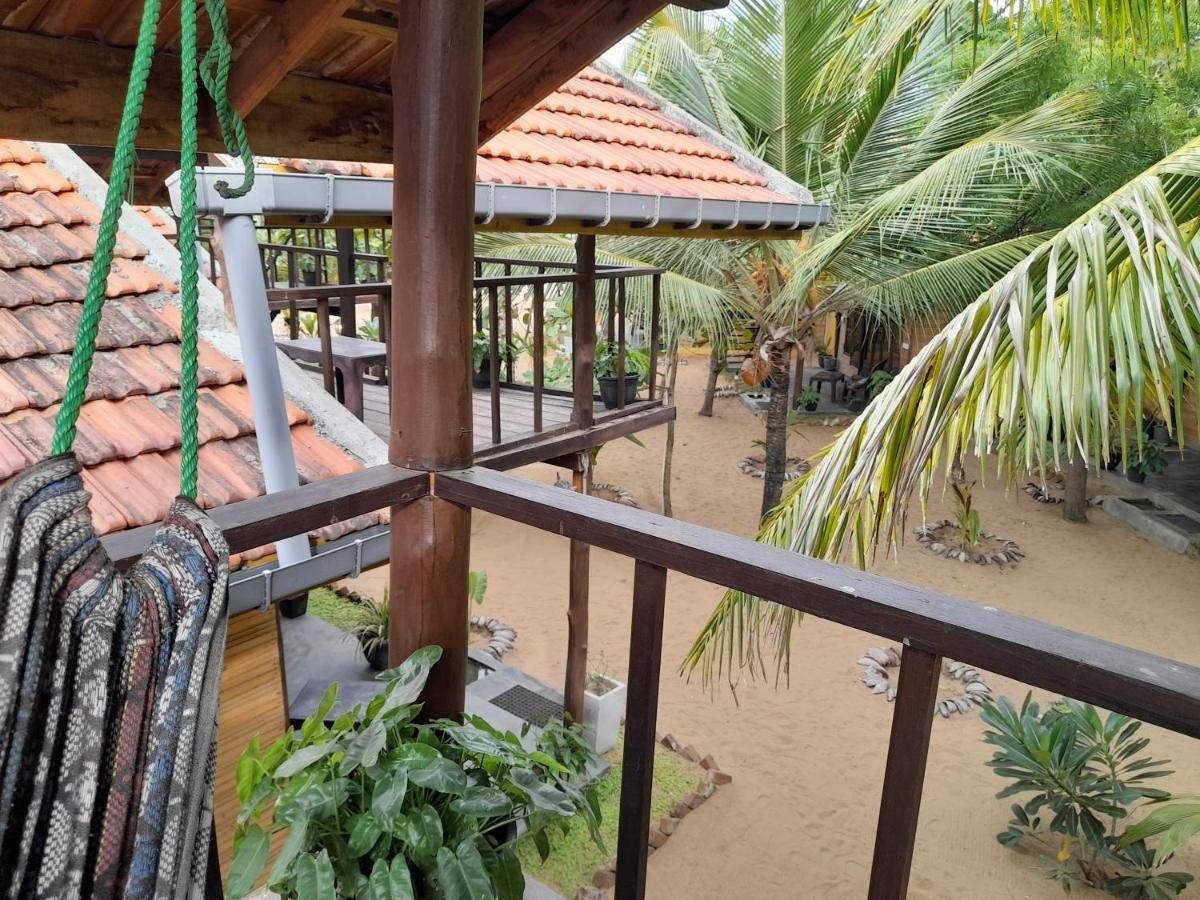 Golden Beach Chalets Arugam Bay Kültér fotó