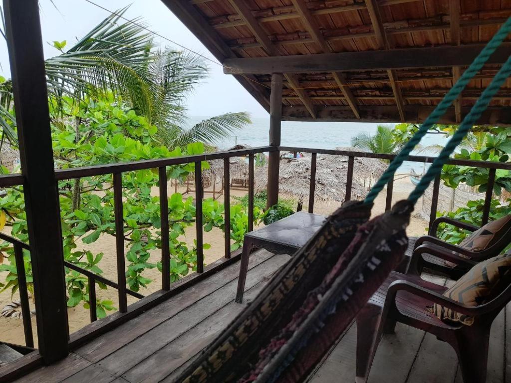 Golden Beach Chalets Arugam Bay Kültér fotó